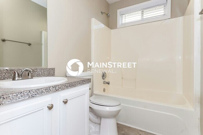 Building Photo - 3 Bedroom Pet-Friendly Home in Decatur, GA with Main Street Renewal