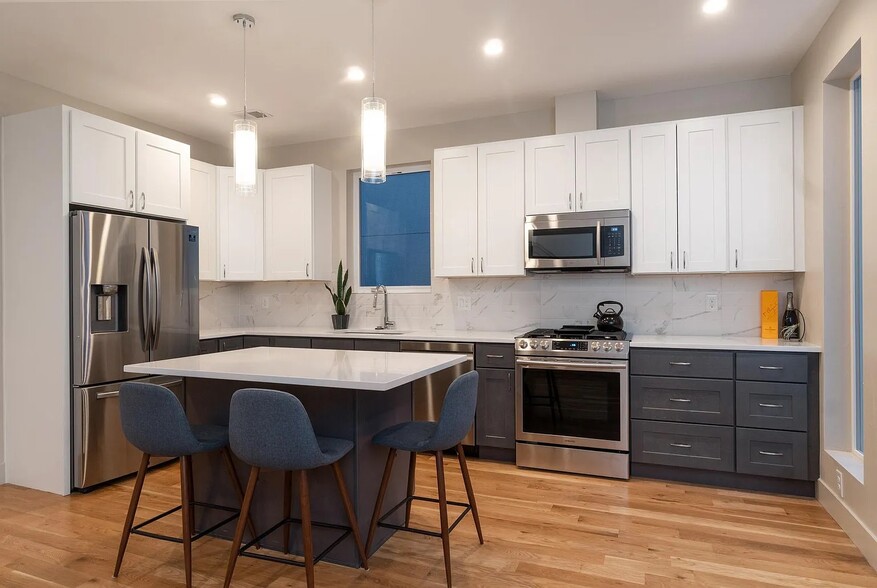 Kitchen - 4265 W 13th Ave