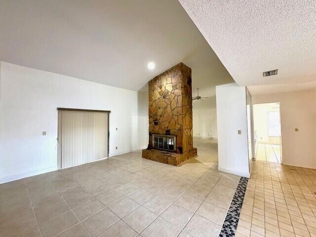 Building Photo - 114 Sevilla Ave