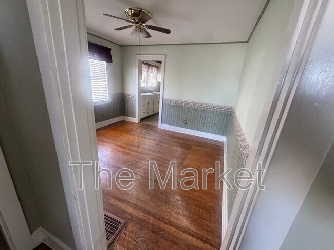 Building Photo - 75 Avalon Ave