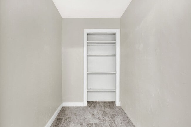 Building Photo - Coming Soon! Cozy 3 Bedroom, 1 Bath Home i...