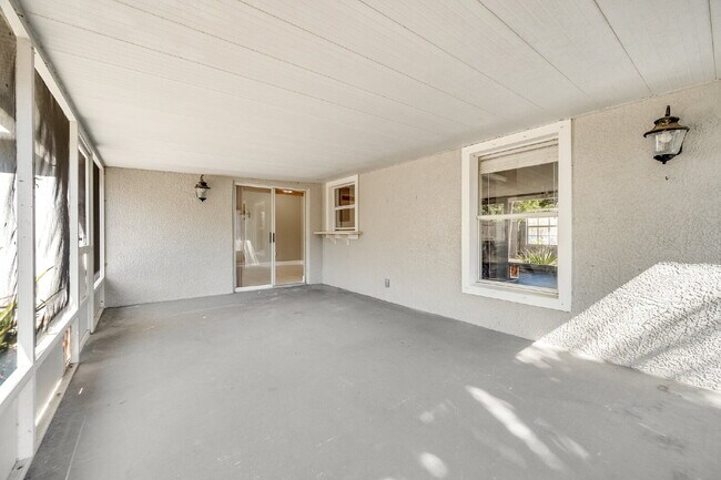 Building Photo - Desirable Parkway Meadows!