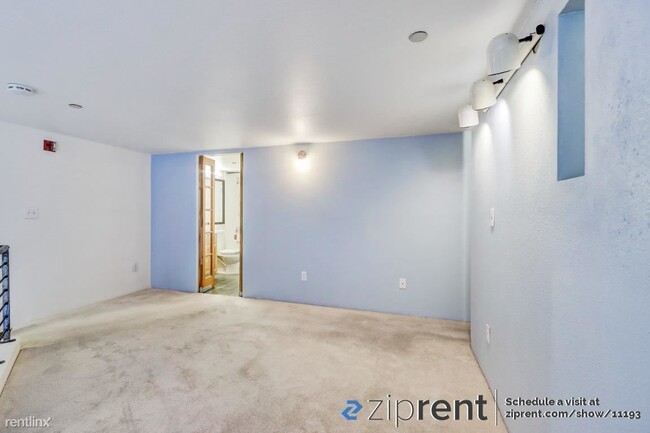 Building Photo - 1 br, 1 bath Condo - 728 Alabama St, San F...