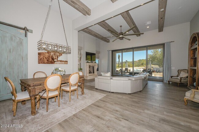 Building Photo - 5861 E Cloud Rd