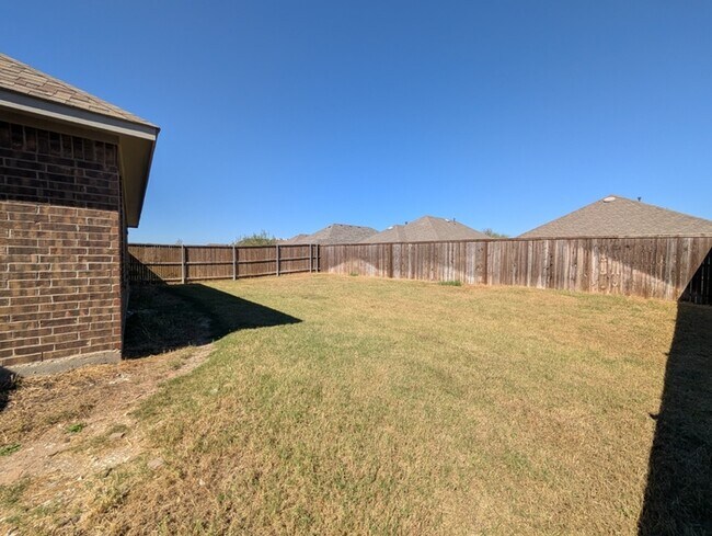 Building Photo - Beautiful 4 Beds 2 Baths Home in Anna, TX!