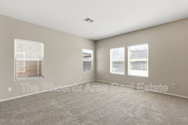 Building Photo - 785 E Desert Moon Trail