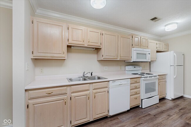 Building Photo - 1059 Timber Creek Dr