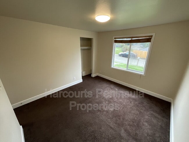 Building Photo - 1742 Anderson St