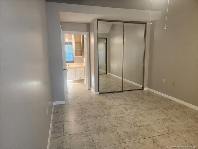 Building Photo - 3624 SW Sunset Trace Cir