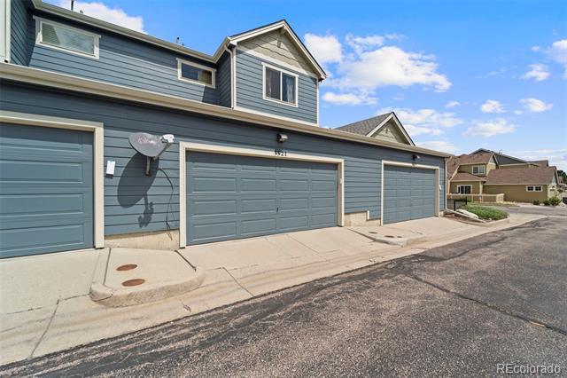 Building Photo - 5521 Cross Creek Dr