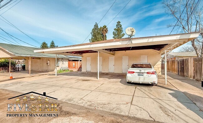 Building Photo - 609 Grace St