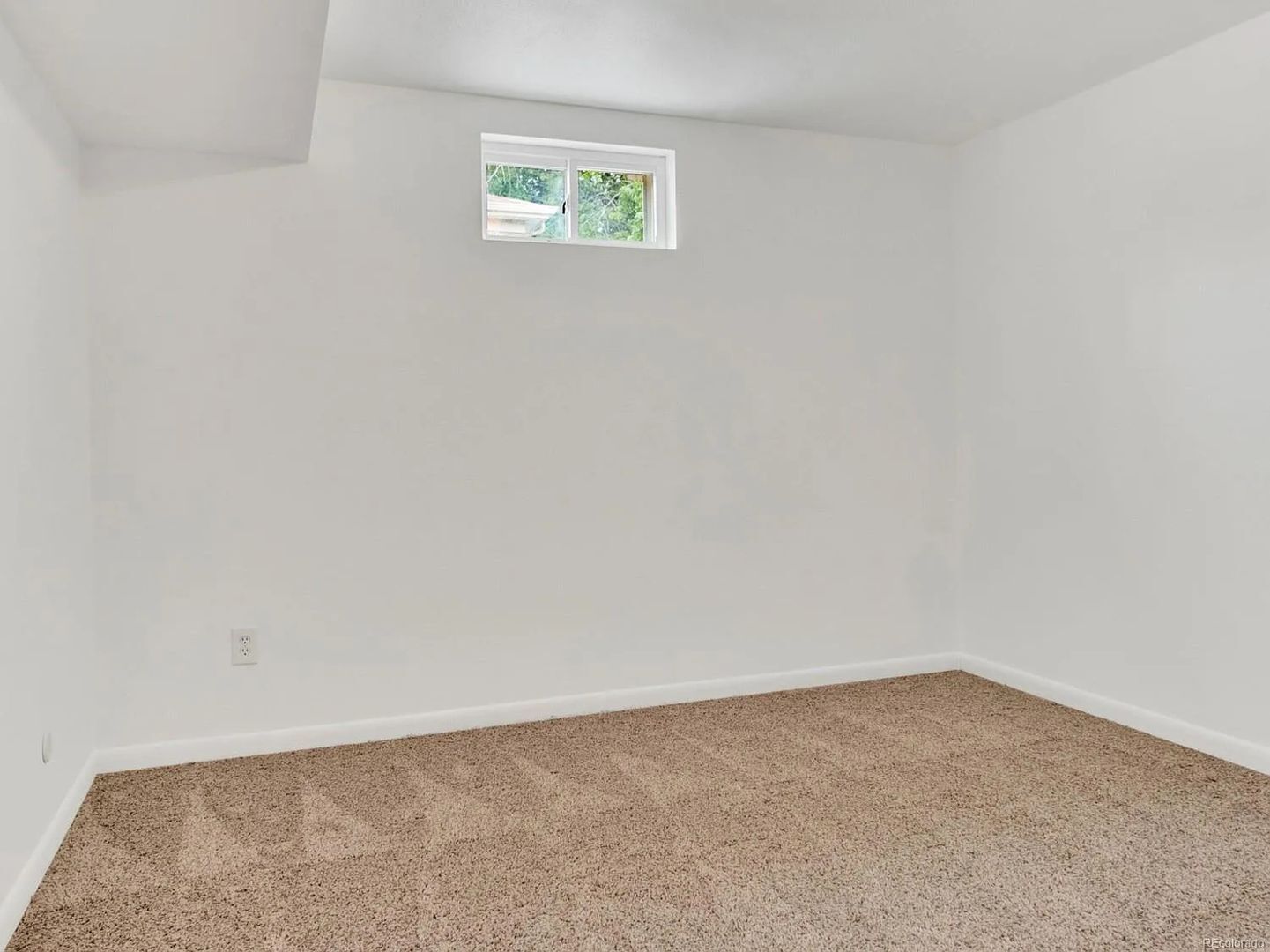 Building Photo - 10870 Carrol Ln