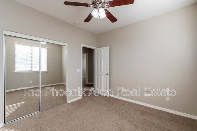 Building Photo - 3813 E Capricorn Pl