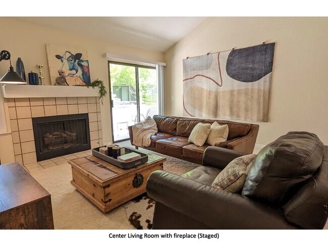 Building Photo - 6436 Buena Vista Dr