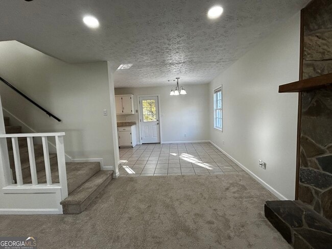 Building Photo - 155 Fay Dr