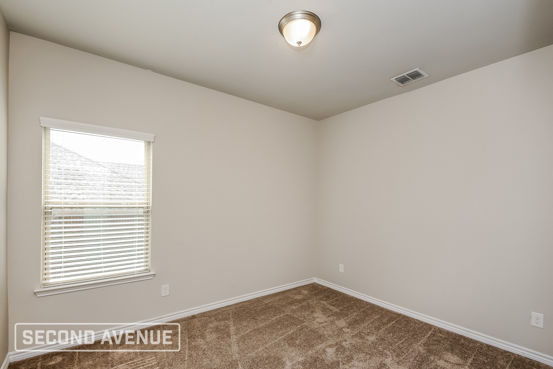 Building Photo - 2109 Lorrie Ln