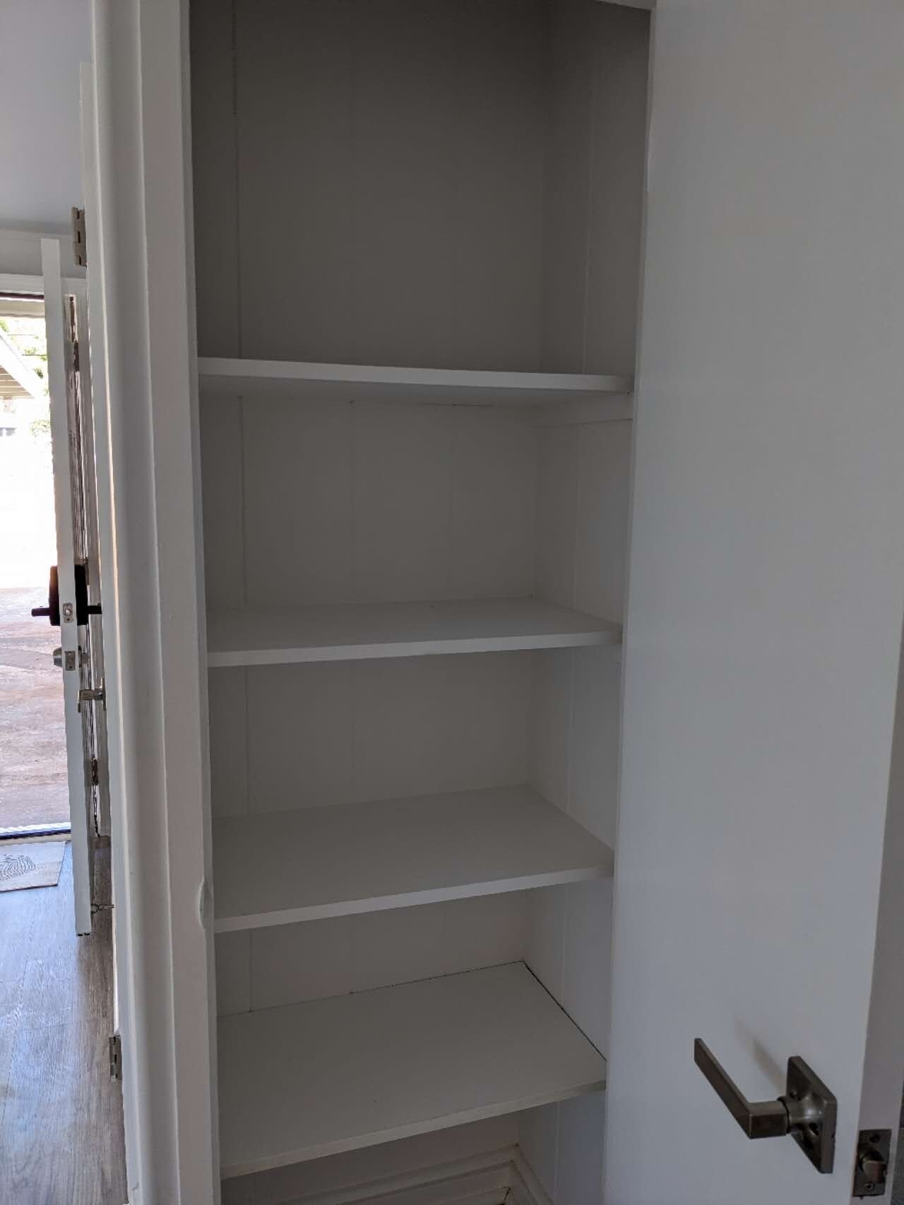 Closet Storage - 99-741 Hulumanu St