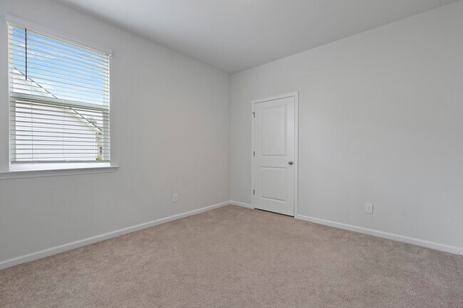 Building Photo - 217 Wedge Cir
