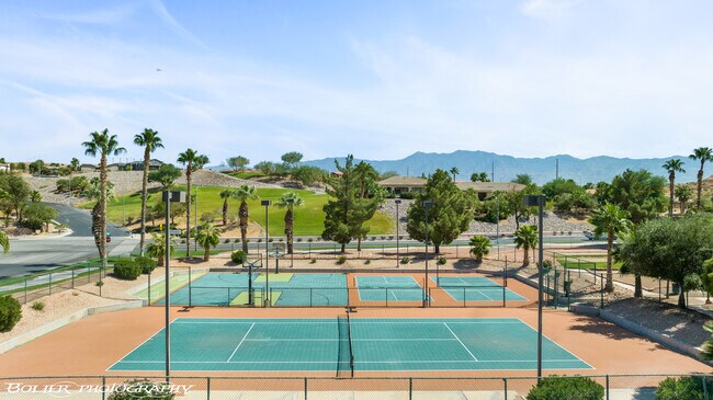 Building Photo - 470 Turtleback Rd