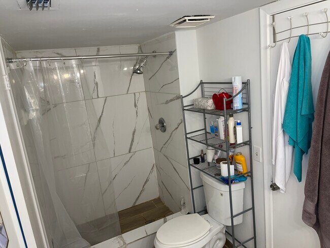 Building Photo - 20840 San Simeon Way