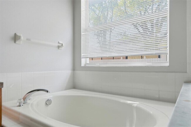 Building Photo - 3816 Beaumont Loop