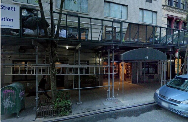 Building Photo - 44 E 12th St