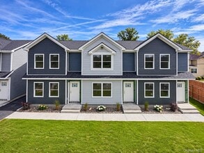 Building Photo - 64 Manor Pl