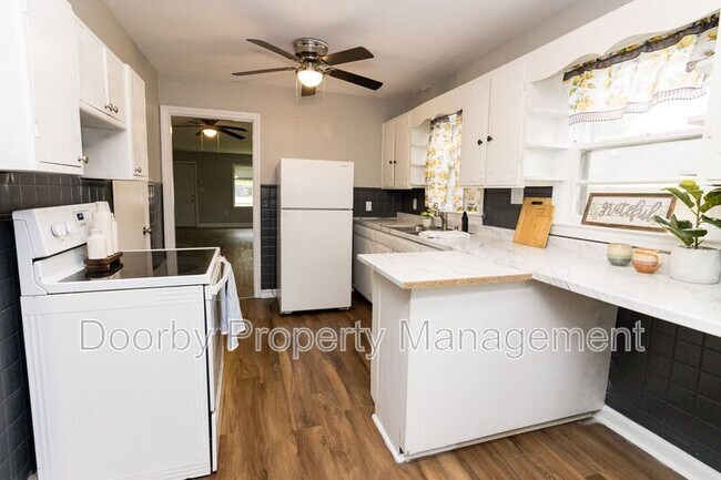 Building Photo - 2609 14th Ave