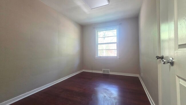 Building Photo - 8255 Kilpatrick Ave