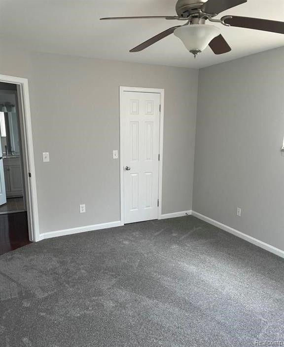 Building Photo - 1121 W Tienken Rd