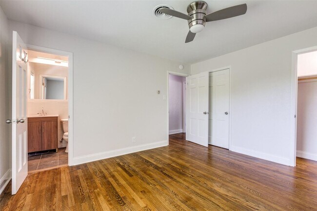 Building Photo - Classic Charm. Modern Comfort. Prime Location.