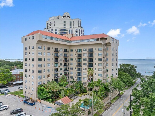 Building Photo - 2109 Bayshore Blvd