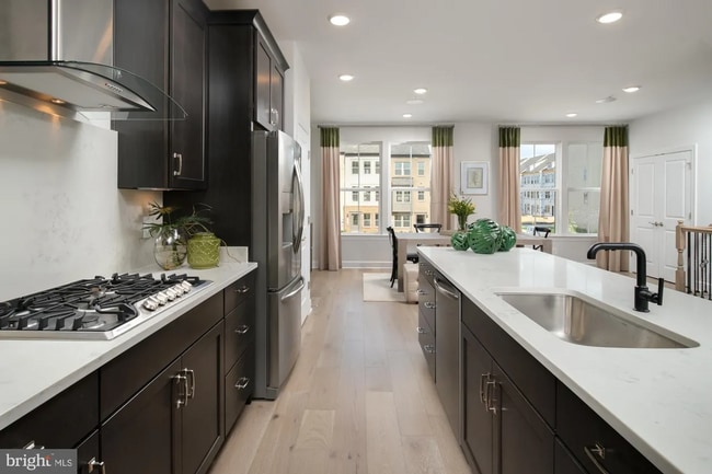 Building Photo - Gorgeous Open Concept 3 Bed 3.5 Bath Rental in Hanover