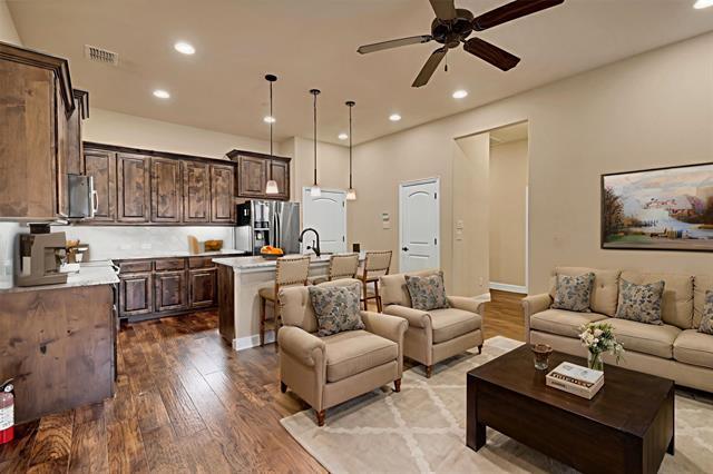 Building Photo - 1224 Pebblebrook Dr