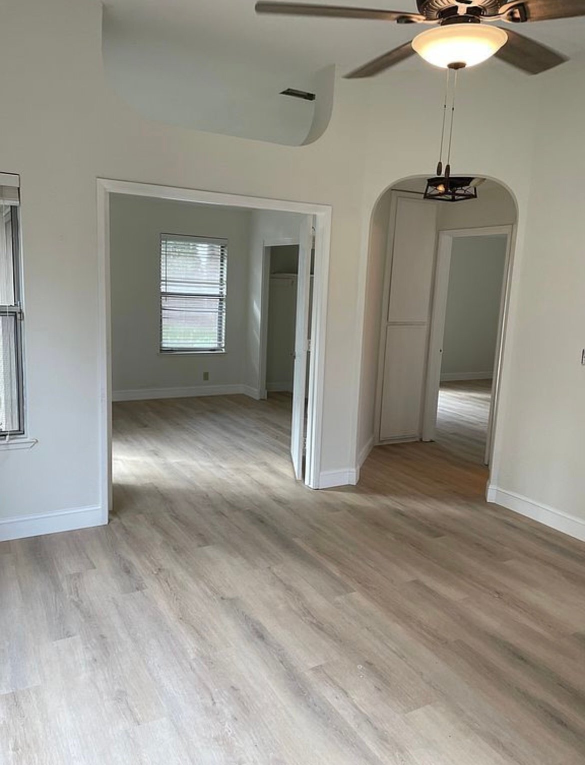 Building Photo - 4264 Chinquapin Way