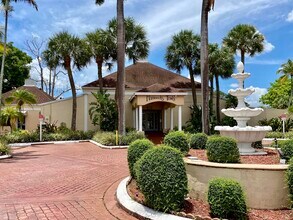 Building Photo - 15300 SW 106th Ter