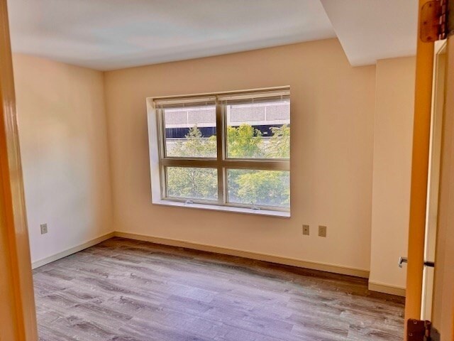 Building Photo - 175 Cottage St