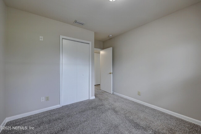 Building Photo - 803 Barbados Rd