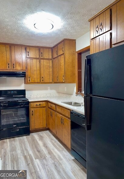Building Photo - 5870 Sheldon Ct