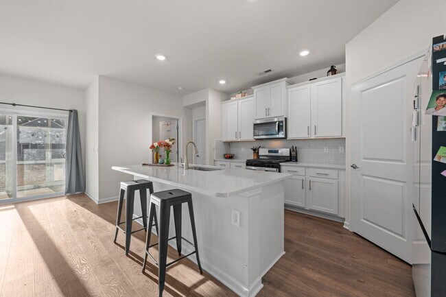 Building Photo - 5016 Cinnamon Run