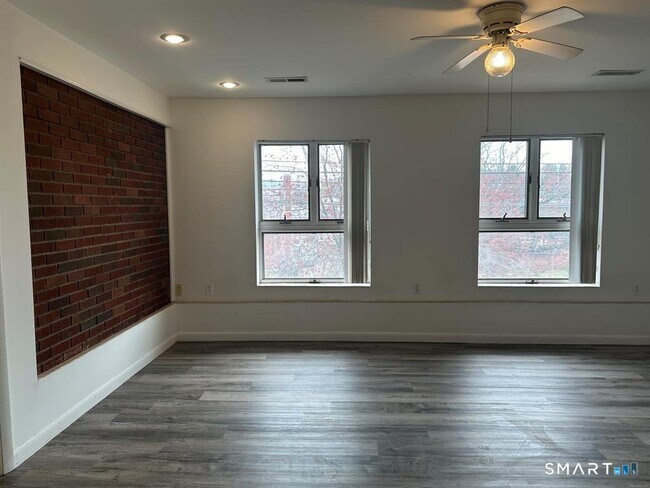 Building Photo - 1334 Dixwell Ave