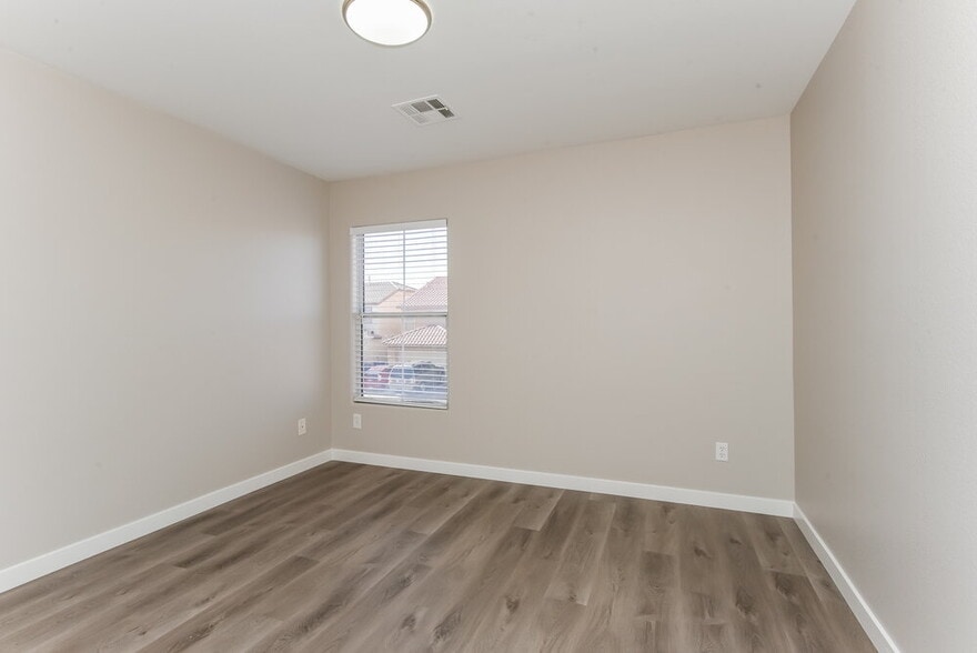 Building Photo - 8316 Freshwater Pearl St