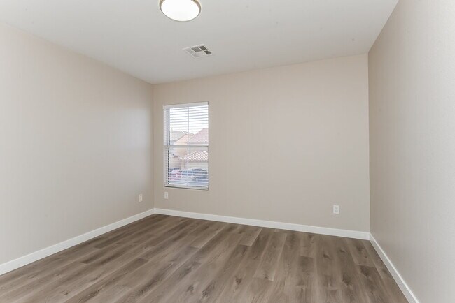 Building Photo - 8316 Freshwater Pearl St