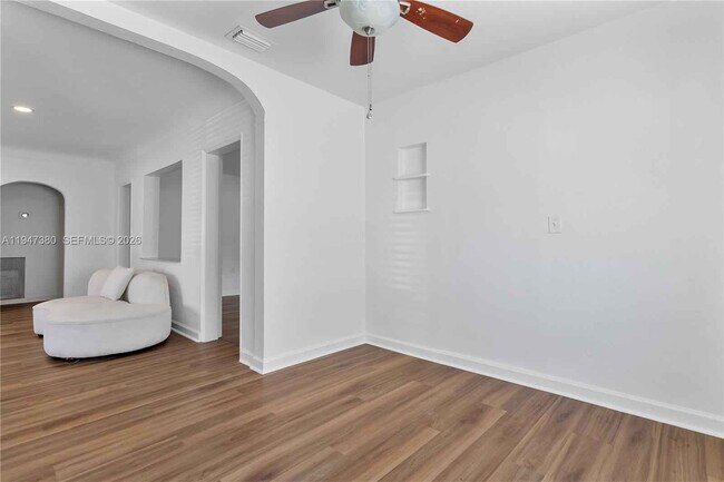 Building Photo - Southwest 26th Street, Miami, FL 33133 - 3 BR 2 BA single-family home