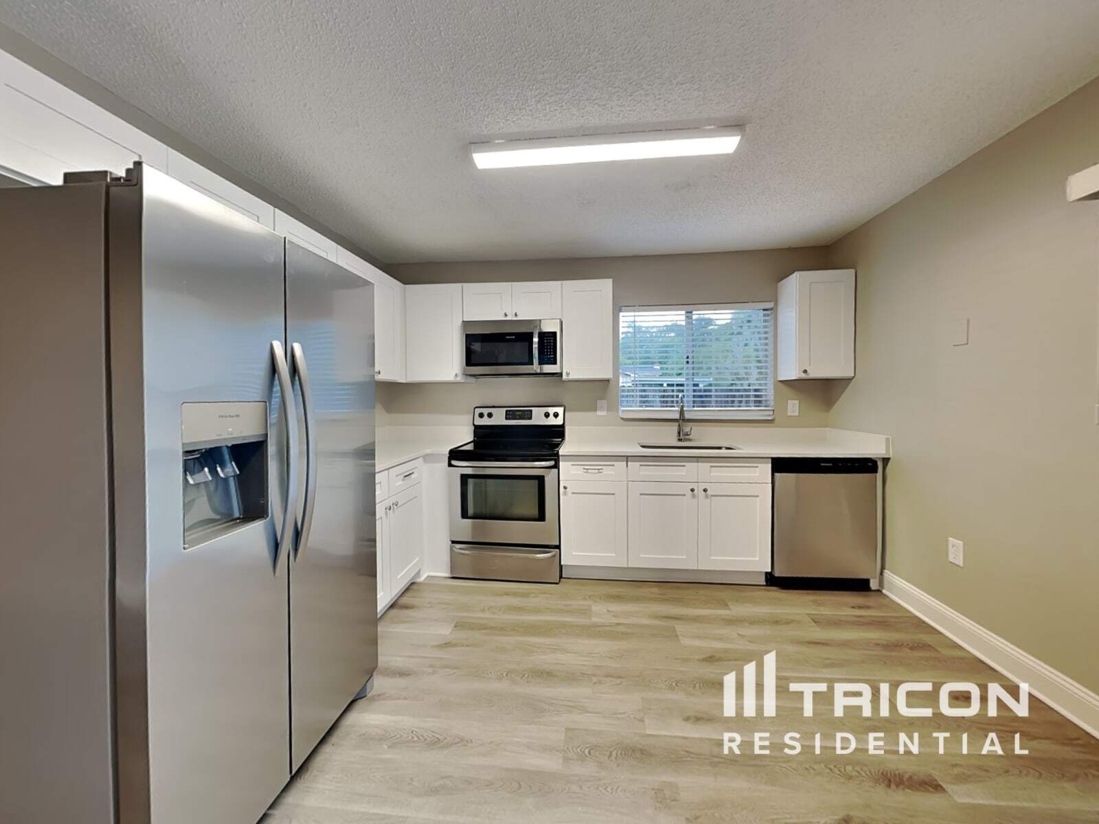Building Photo - 1455 Marigold Dr