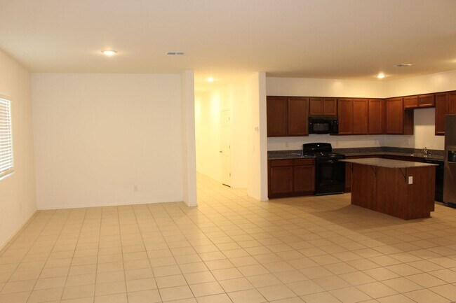 Building Photo - 250 W Kona Dr