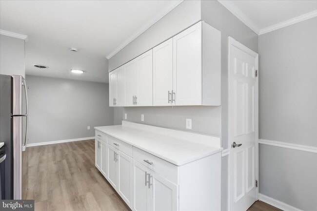 Building Photo - 130 Cox Rd