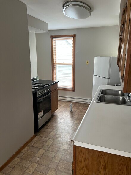 Building Photo - 1215 23rd St