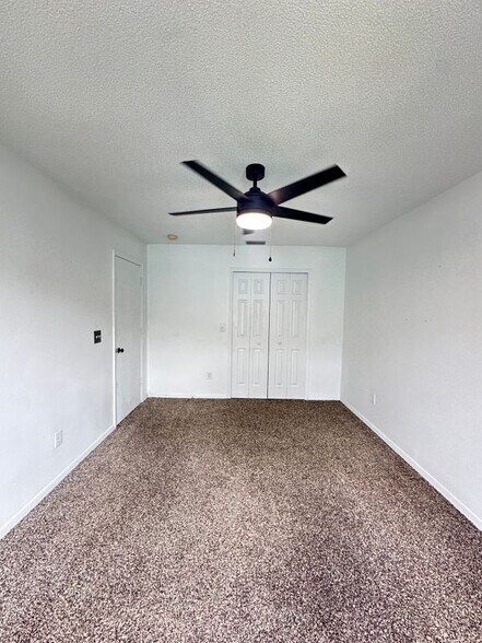 Building Photo - 2235 Fluorshire Dr