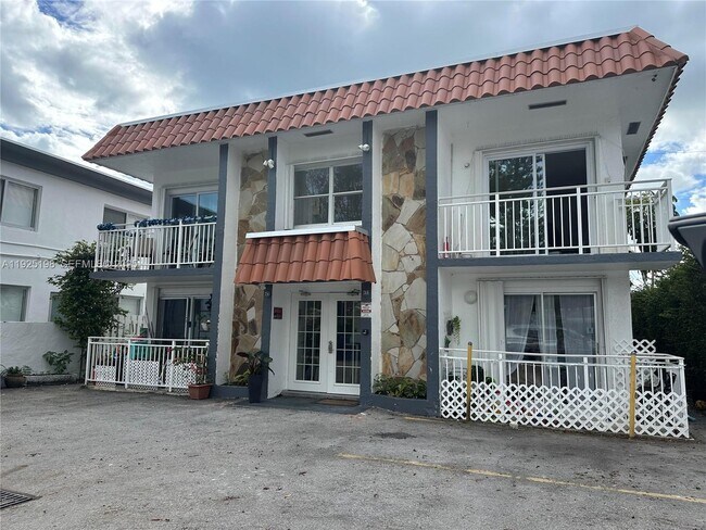 Primary Photo - 748 82nd St